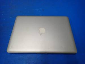 lot 19 image: Apple&nbspMacBookPro92 A1278 &nbspINTEL CORE I5-3210M 2.5 Ghz  250GB SSD  13.3 screen with 1280 x 800 Resolution  Includes IOS  No Charger 