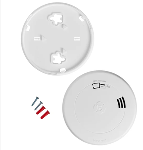 lot 465 image: First Alert Precision Detection, 10-year Battery Smoke and Carbon Monoxide Alarm, 2-pack