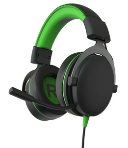 lot 320 image: Onn. Xbox Wired Video Game Headset with 3.5mm Connector, Flip-to-Mute Mic, Cooling Gel Earpads and 50mm Speakers