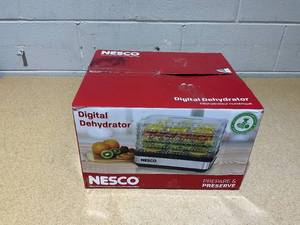 lot 204 image: NESCO 5 Clear Tray Rectangular Dehydrator with Digital Timer