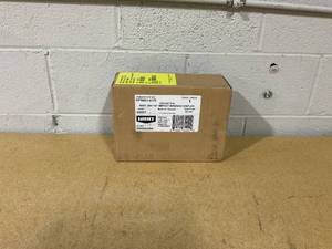 lot 330 image: Hyper Tough 3 Gallon 3.5 HP Poly Wet Dry Vacuum