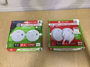lot 467 image: First Alert Precision Detection, 10-year Battery Smoke and Carbon Monoxide Alarm, 2-pack