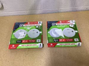 lot 468 image: First Alert Precision Detection, 10-year Battery Smoke and Carbon Monoxide Alarm, 2-pack