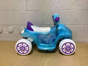 lot 472 image: 6V Huffy Disney Frozen Electric Ride-On Quad, Ages 1.5, Bubbles