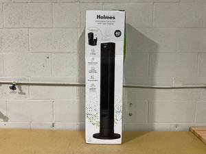 lot 380 image: Holmes 40 Breeze Max Tower Oscillating Fan with Clean Breeze