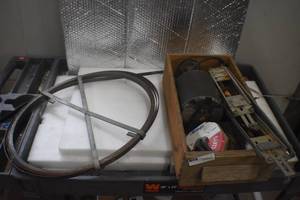 lot 5 image: Electric motor with brush wheel and misc