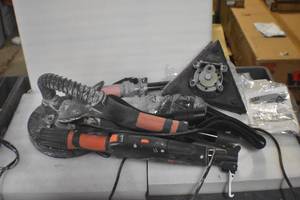lot 66 image: WEN 6377 Variable Speed 5-Amp Dual-Head Drywall Sander with 15-Foot Hose