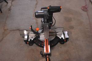 lot 81 image: WEN MM1214T 15-Amp 12-Inch Dual Bevel Sliding Compound Miter Saw with Laser