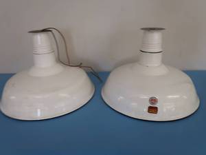 lot 11 image: 2 VINTAGE APPLETON PORCELAIN ENAMEL LIGHTING FIXTURES