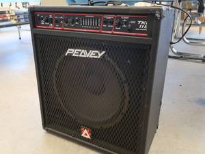 lot 17 image: PEAVEY TKO 115 AMP