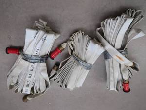 lot 77 image: 3 FIRE HOSES