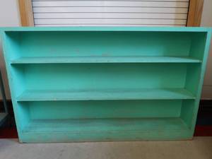 lot 99 image: GREEN BOOKSHELF