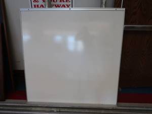 lot 112 image: DRY ERASE BOARD