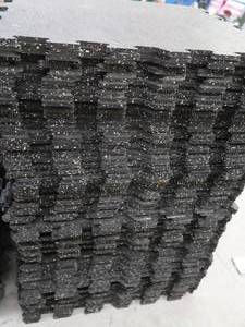 lot 8K image: INTERLOCKING FLOOR MAT SET