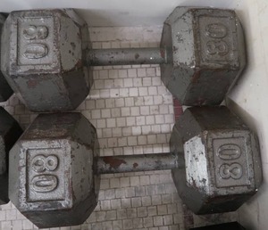 lot 8R image: PAIR OF 80 LB DUMBBELLS