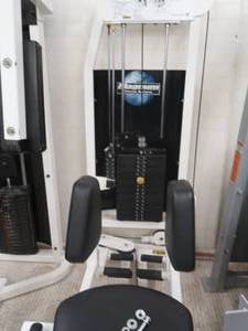 lot 131 image: MAGNUM FITNESS SYSTEM