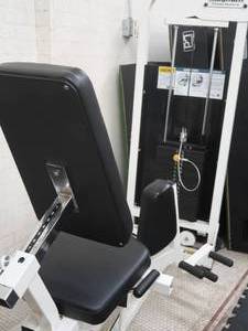 lot 134 image: MAGNUM FITNESS ADDUCTOR MACHINE