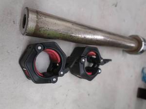 lot 138 image: BARBELL
