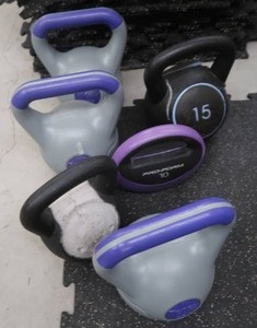 lot 143 image: ASSORTED KETTLE BELLS