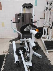 lot 156 image: MATRIX EXERCISE MACHINE