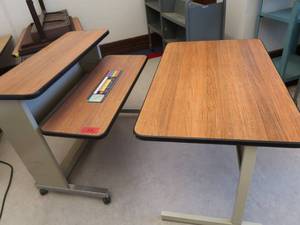lot 162 image: STUDENT COMPUTER DESK AND MATCHING TABLE