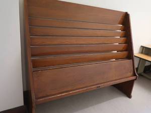 lot 191 image: ANTIQUE LARGE WOODEN MAGAZINE RACK