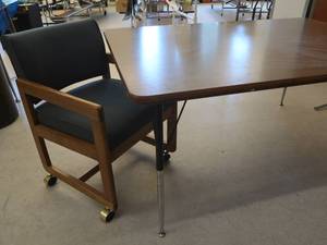 lot 209 image: TABLE AND CUSHIONED CHAIR