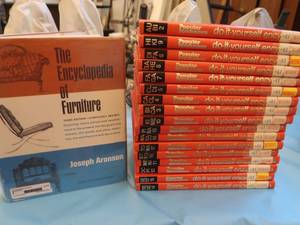 lot 223 image: POPULAR MECHANICS DIY ENCYCLOPEDIAS