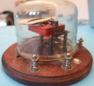 lot 250 image: VINTAGE VOLT-AMMETER