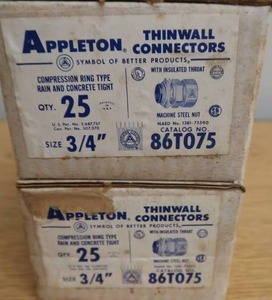 lot 293 image: 2 BOXES APPLETON THIN WALL CONNECTORS 34