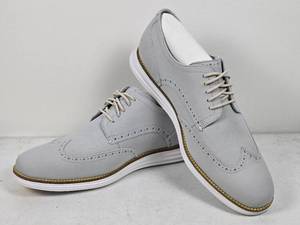 lot 21 image: Mens Casual Light Gray Wingtip Shoes, sz 10.5