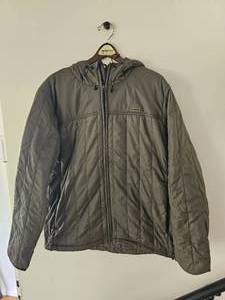 lot 32 image: Mens Filson Olive Green Hooded Insulated Jacket, sz L