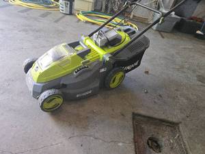lot 5 image: Sun Joe iON16LM Electric Lawn Mower with Battery and Charger
