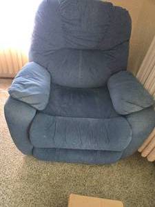 lot 15 image: Blue Recliner Chair