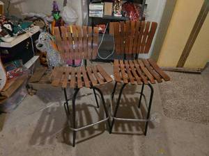 lot 37 image: Rustic Wooden Slat Bar Stools with Metal Legs