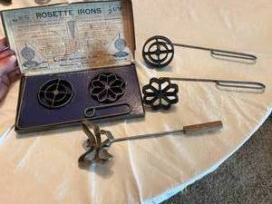 lot 67 image: Rosette Irons Set by Alfred Andresen & Co.