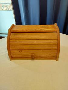 lot 81 image: Wooden Bread Box