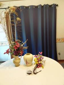 lot 110 image: Vintage Decorative Vases and Artificial Flowers