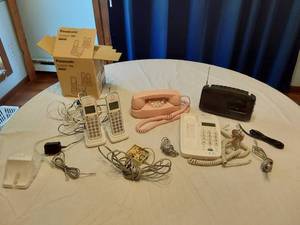 lot 163 image: Panasonic Cordless Phone Set with Pink Rotary Phone and Radio