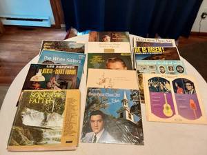 lot 190 image: Vinyl Records including How Great Thou Art by Elvis, Hymns of Fanny Crosby by Les Barnett, and others