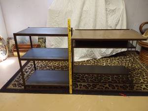 lot 209 image: Shelving Units