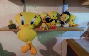 lot 223 image: Tweety Bird Plush Toys and Figurines including Various Sizes and Styles