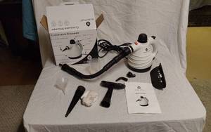 lot 233 image: Cleveland Steamer Qualitus Handheld Steam Cleaner