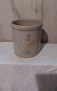 lot 269 image: Red Wing Union Stoneware Co. Crock