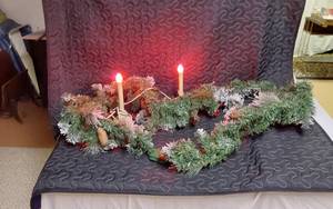 lot 332 image: Festive Garland with Electric Candles and Pinecones