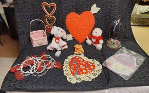 lot 342 image: Valentines Day Decorations including Lights, Plush Toys, Heart Decor, and More