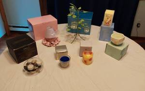 lot 356 image: Avon Decorative Home Items, Candles and Candle Holders