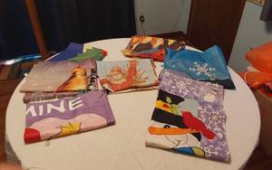 lot 369 image: Set of Seasonal Decorative Flags including Holiday and Nature Themes, Various Designs 29x42