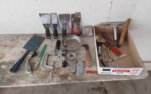 lot 379 image: Assorted Hand Tools including Putty Knives, Tape Measure, and Utility Knife