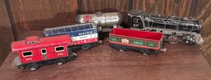 lot 39 image: Vintage 897 Engine, Rock Island Car, Santa Fe Middle States Oil Car, State Maine Car and More
